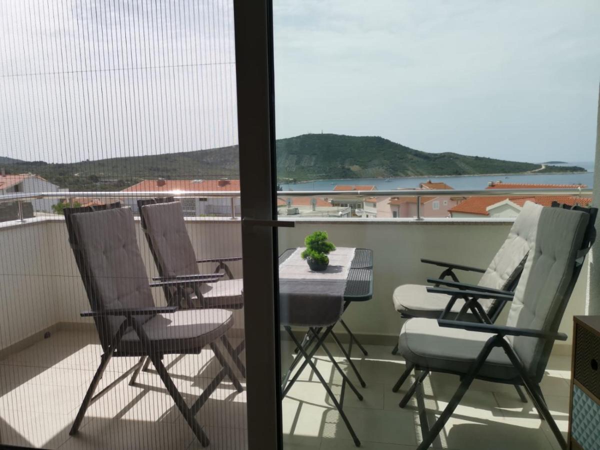 Ristovic Appartement Primošten Buitenkant foto