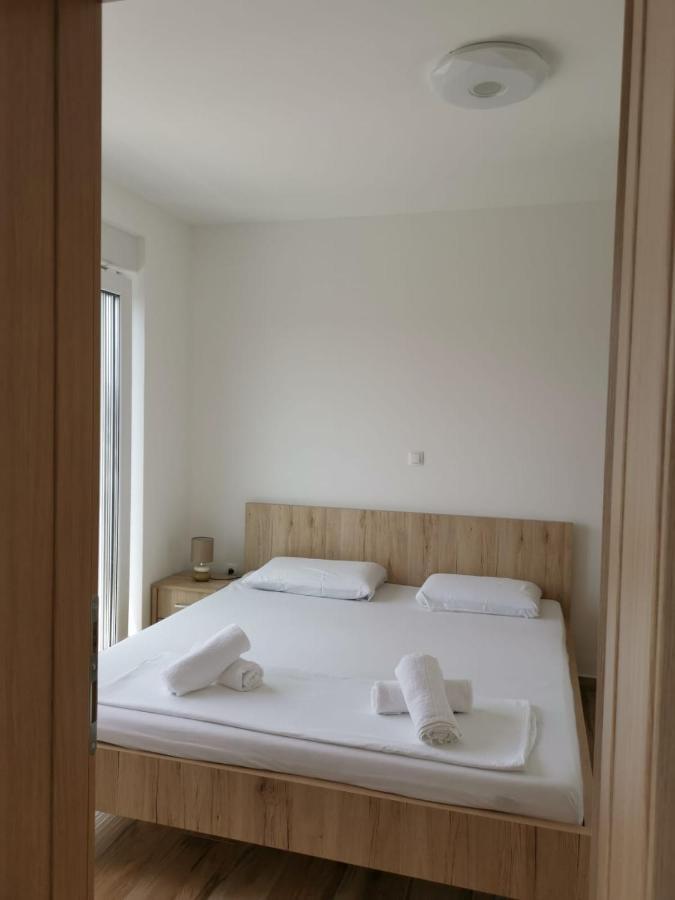 Ristovic Appartement Primošten Buitenkant foto