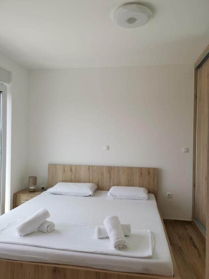 Ristovic Appartement Primošten Buitenkant foto