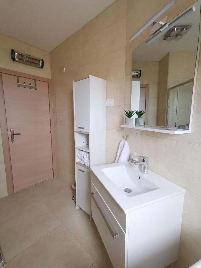 Ristovic Appartement Primošten Buitenkant foto